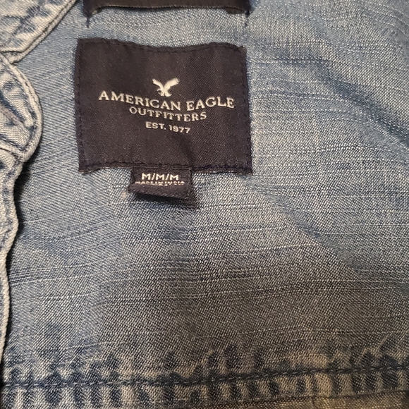 American Eagle long sleeve blue jean medium - Picture 1 of 2